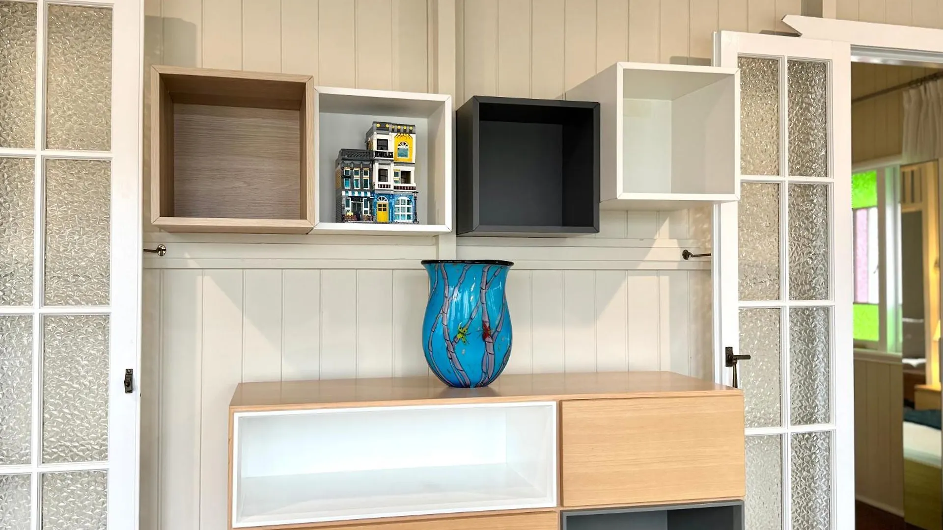 Stylish & Bright 3-Bdrs Family In Holland Park West Apartment Brisbane
